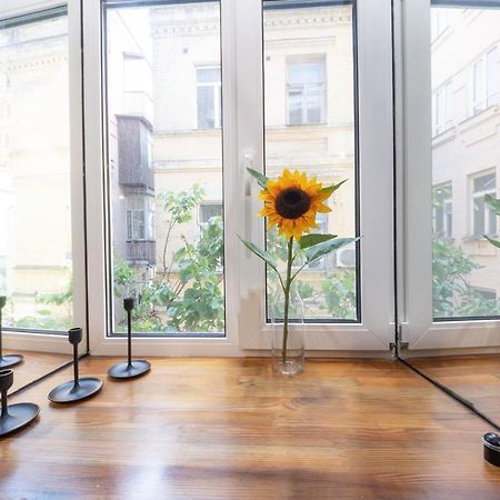 Apart Hotel On Zoloti Vorota Київ Екстер'єр фото