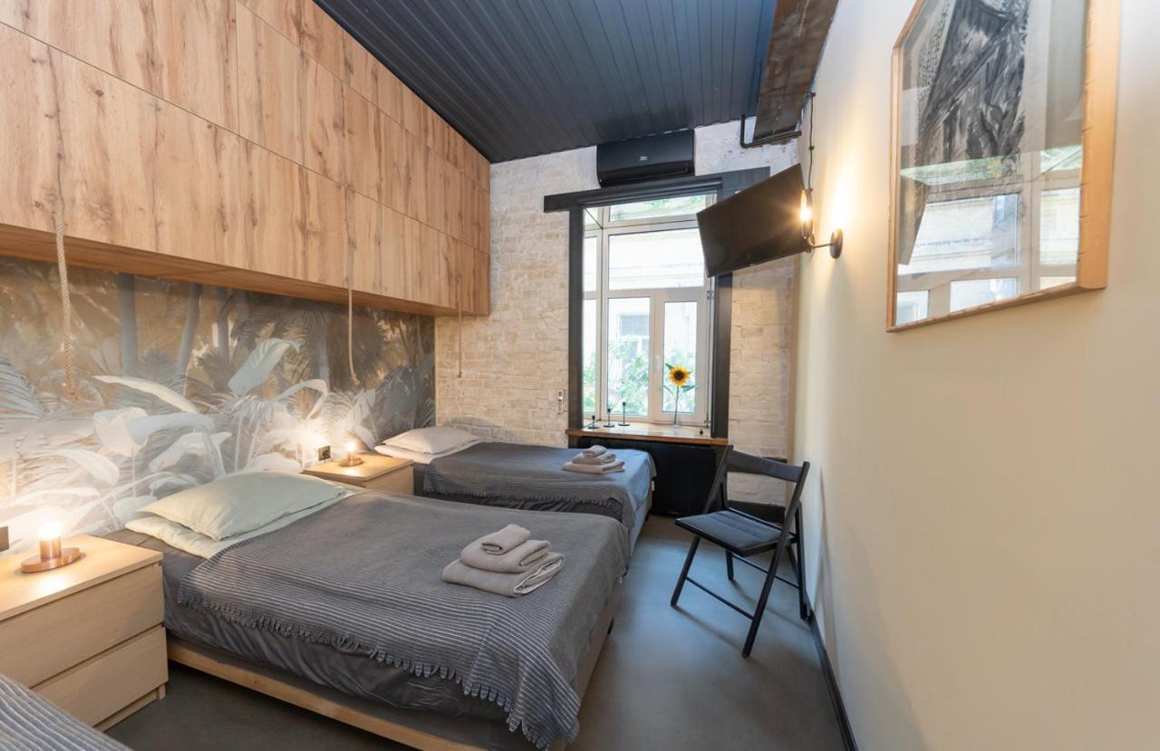 Apart Hotel On Zoloti Vorota Київ Екстер'єр фото